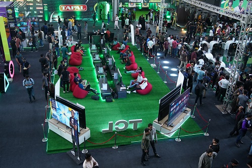 TCL Pakistan Celebrates Successful Partnership with Gamers Galaxy at eSports Festival 2024