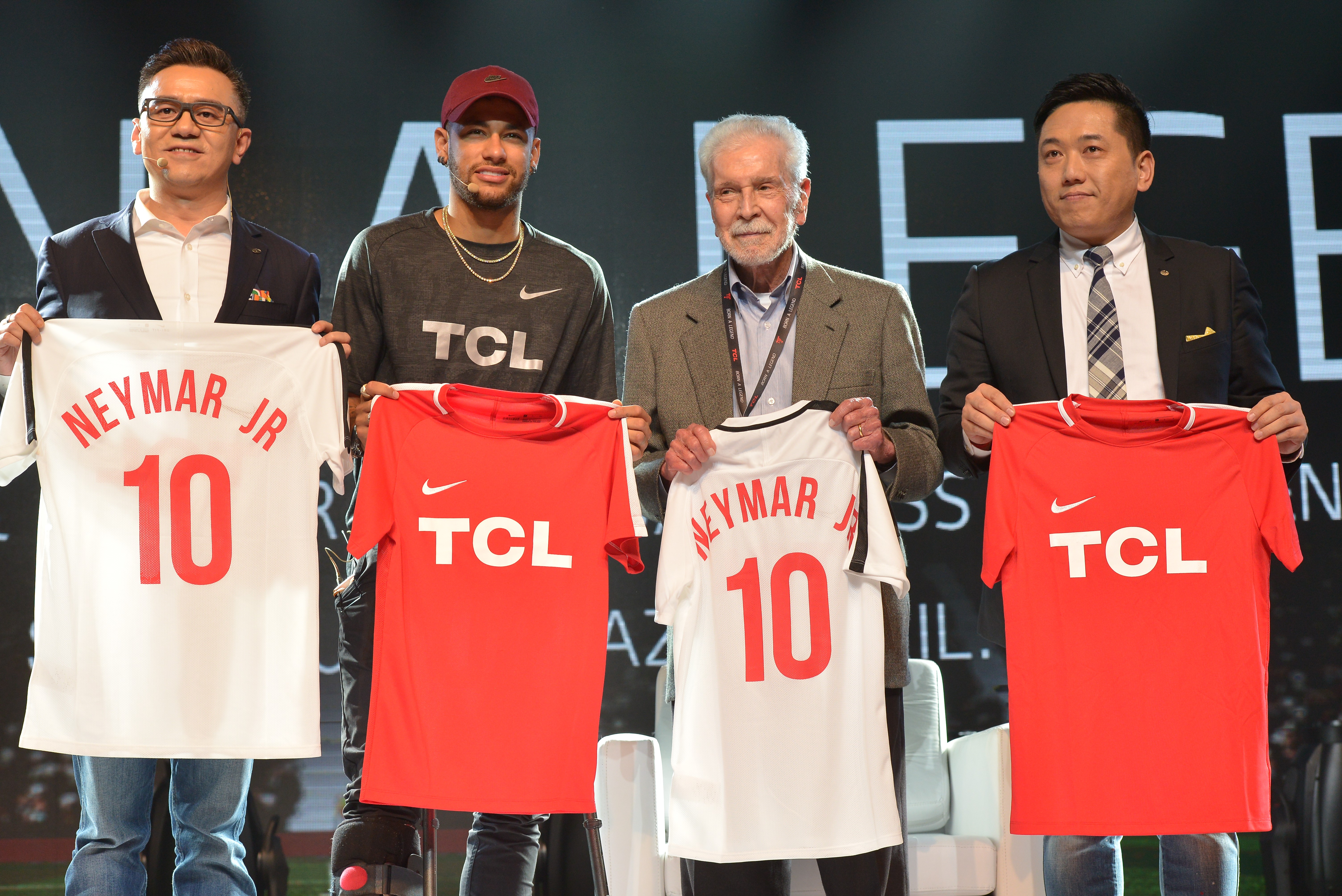 Neymar Jr. kicks off TCL’s 2018 Global Sports Campaign