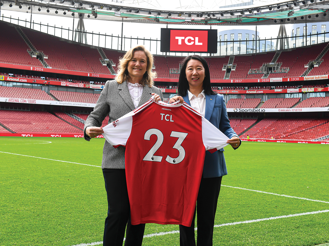 TCL PARTNERS WITH ARSENAL TO ENHANCE CONSUMER ENGAGEMENT IN THE MIDDLE EAST, AFRICA AND EUROP